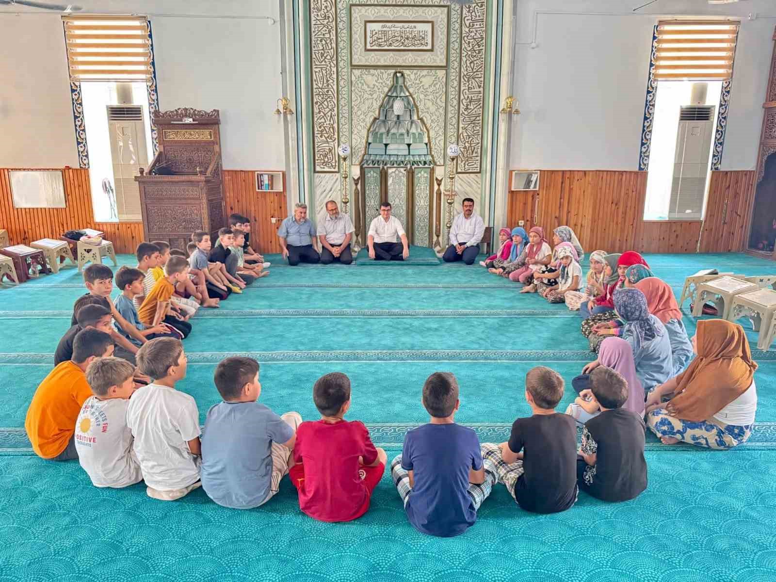 KAYMAKAM SÖZEN, EĞİTİM ÇALIŞMALARINI YERİNDE İNCELEDİ