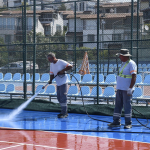 KUŞADASI'NDA TENİS KORTLARI BAŞTAN AŞAĞI TEMİZLENDİ