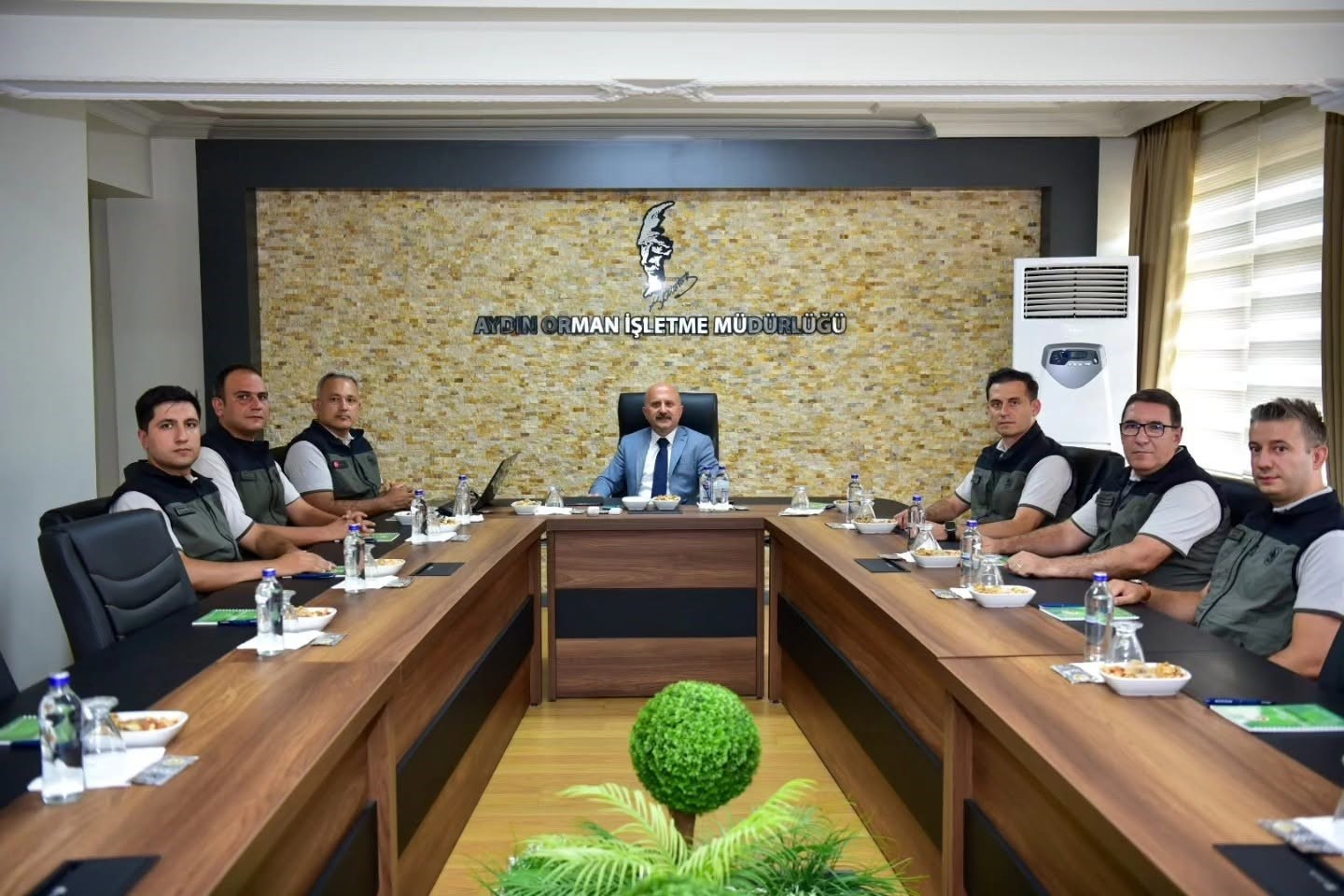 VALİ VAROL, AYDIN ORMAN İŞLETME MÜDÜRLÜĞÜ'NDE ÇALIŞMALARI DEĞERLENDİRDİ