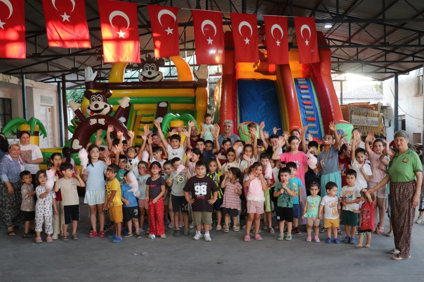 BOZDOĞAN'DA YAZ ŞENLİKLERİ MAHALLE MAHALLE DEVAM EDİYOR