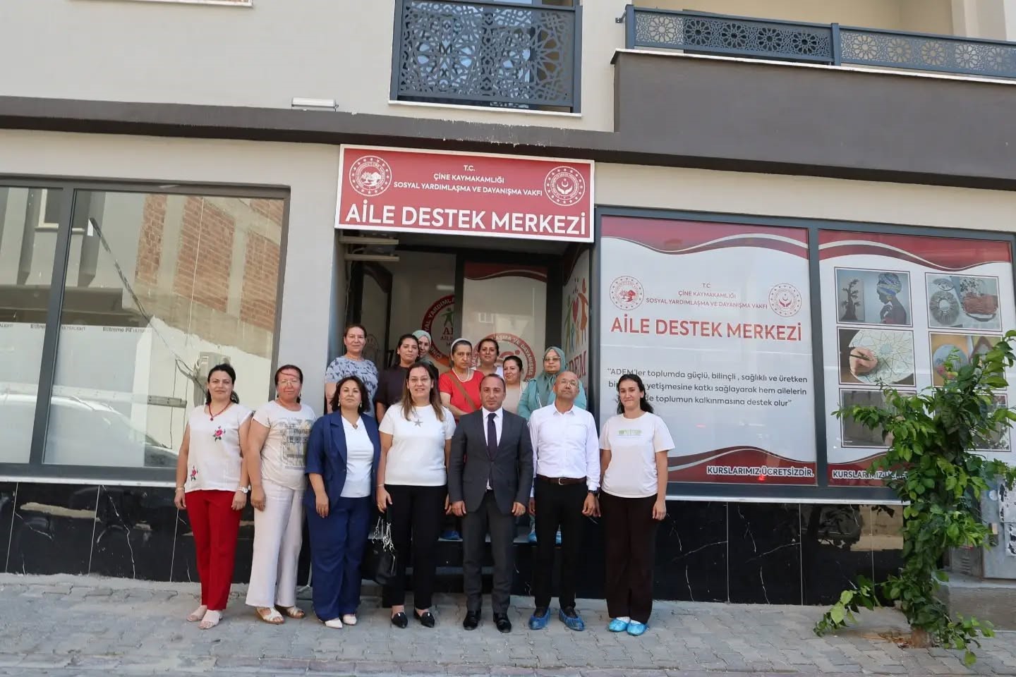 ÇİNE KAYMAKAMI ERDOĞAN, ADEM KURSİYERLERİYLE BİR ARAYA GELDİ