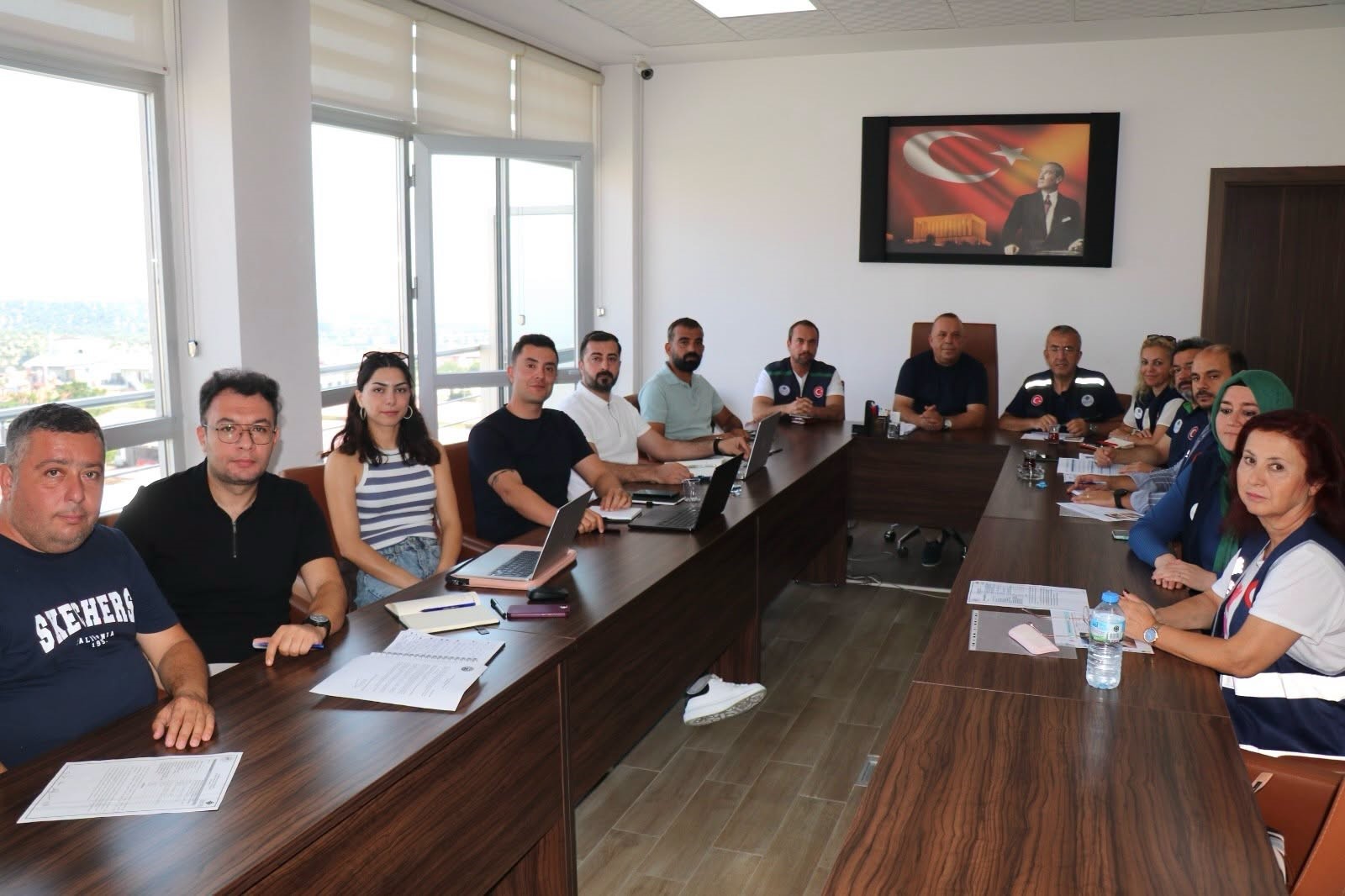 BOZDOĞAN'IN ENERJİSİ GÜNEŞTEN GELECEK GES YATIRIMINDA ÇALIŞMALAR HIZ KESMİYOR