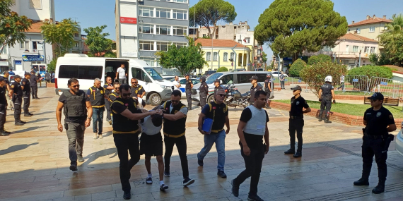 Aydın’daki telefoncu cinayetinde 4 şüpheli adliyeye getirildi..