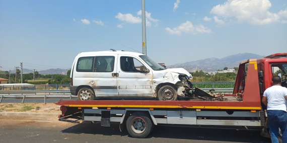 Kontrolden çıkan araç takla attı: 4 yaralı..