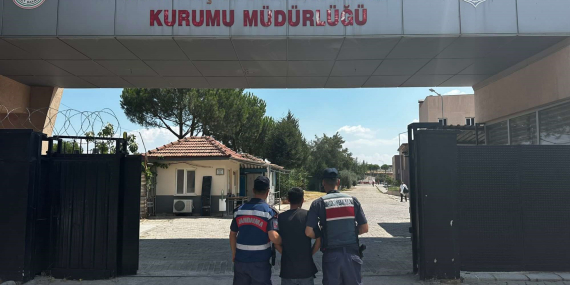 Hırsızlık suçundan aranan şahıs Köşk’te yakalandı..