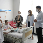 AYDIN'DA TEDAVİ GÖREN MİNİK HASTALARA MORAL OLDULAR