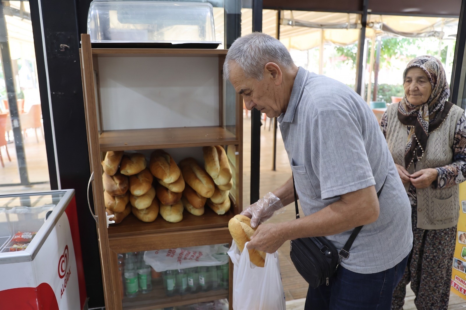 EFE EKMEK 12,50 TL'DEN SOFRALARA ULAŞIYOR