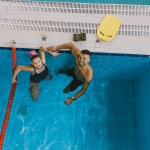 ÖZEL SPORCULAR PINARBAŞI YÜZME HAVUZU'NDA SPORLA BULUŞUYOR
