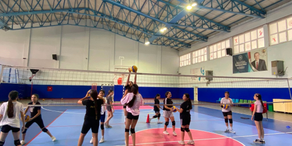Germencik’te yaz spor kursları tüm heyecanıyla devam ediyor..