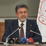 TARIM VE ORMAN BAKANI YUMAKLI, AYDIN'DA İNCİR HASADINA KATILACAK VALİ VAROL: "YİNE MEVZUMUZ İNCİR VE ÜRETİCİMİZ OLACAK"