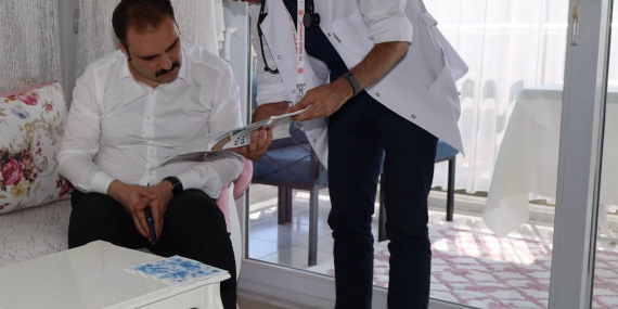 Karacasu’da evde sağlık hizmetleri vatandaşların ayağına gidiyor..