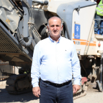 İNCİRLİOVA'DA KARABAĞ YOLU YENİLENİYOR