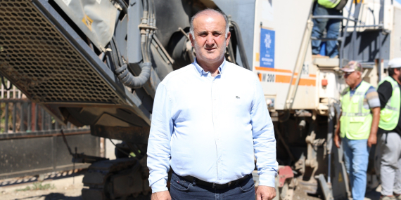 İncirliova’da Karabağ yolu yenileniyor..