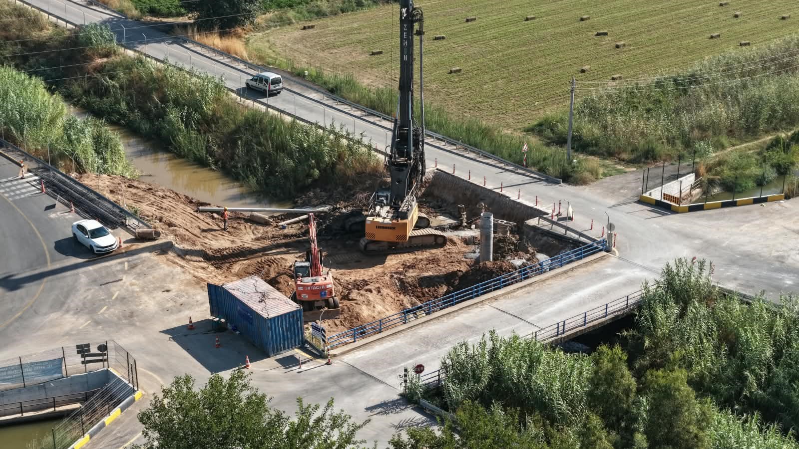 İNCİRLİOVA'YI MUĞLA BULVARI'NA BAĞLAYACAK YOLDA ÇALIŞMALAR DEVAM EDİYOR