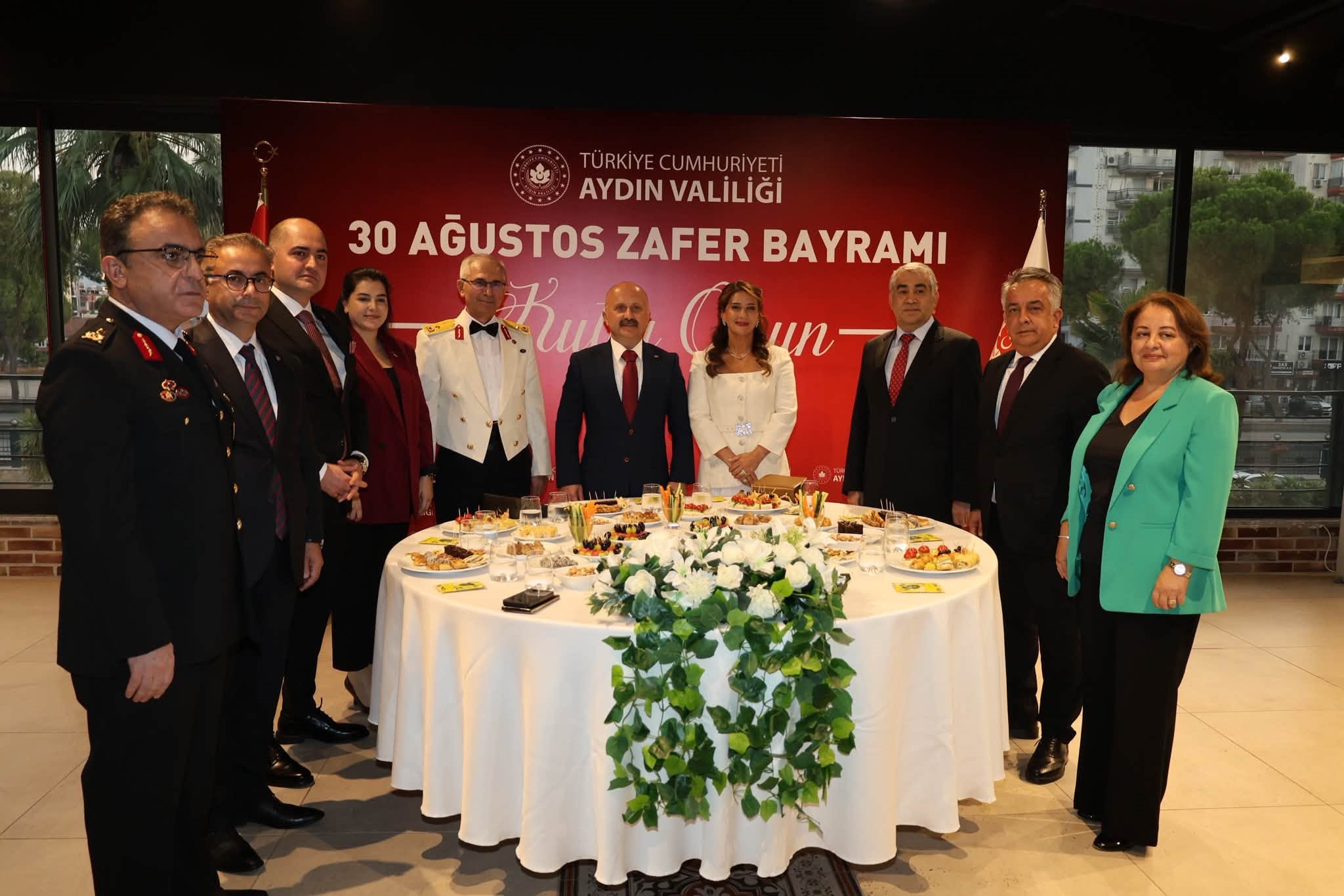 AYDIN'DA ZAFER BAYRAMI RESEPSİYONU GERÇEKLEŞTİRİLDİ