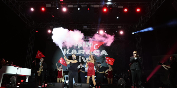 Didim’de vatandaşlar bayram coşkusunu yaşadı..