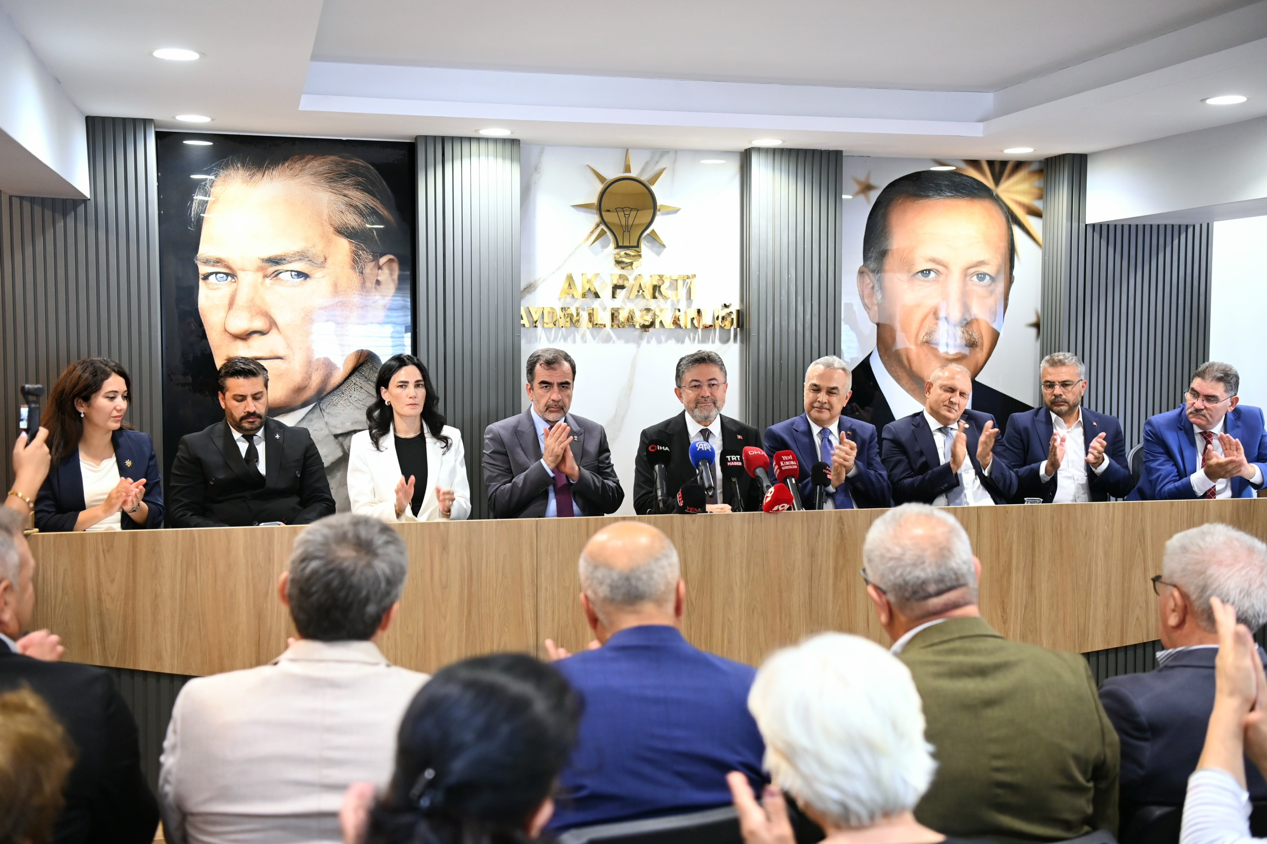 BAKAN YUMAKLI: "SON 24 YILDA AYDIN'A YAKLAŞIK 190 MİLYAR LİRALIK YATIRIM YAPILDI"