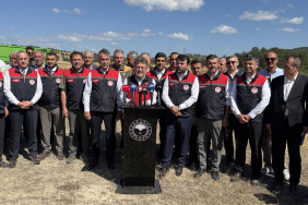 bakan-yumakli-hasat-sezonunu-140-milyon-tonlu-5-20148141_amp