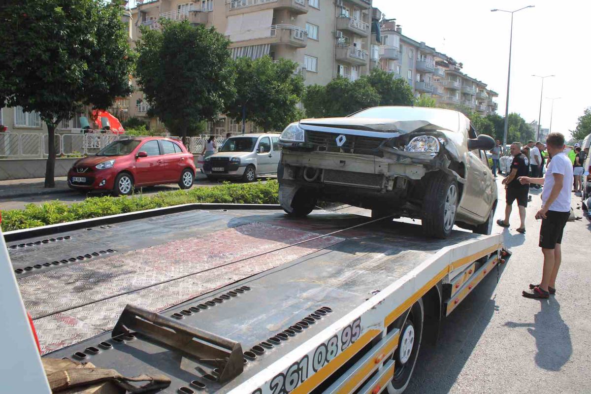 direksiyon-hakimiyetini-kaybetti-karsi-seritt-5-20128497_amp (1)