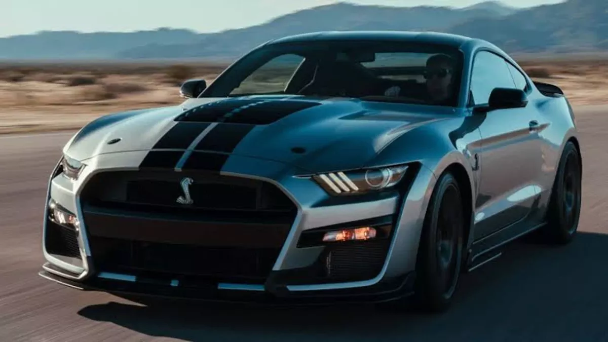ford-tan-dort-kapili-mustang-plani-20130059_amp