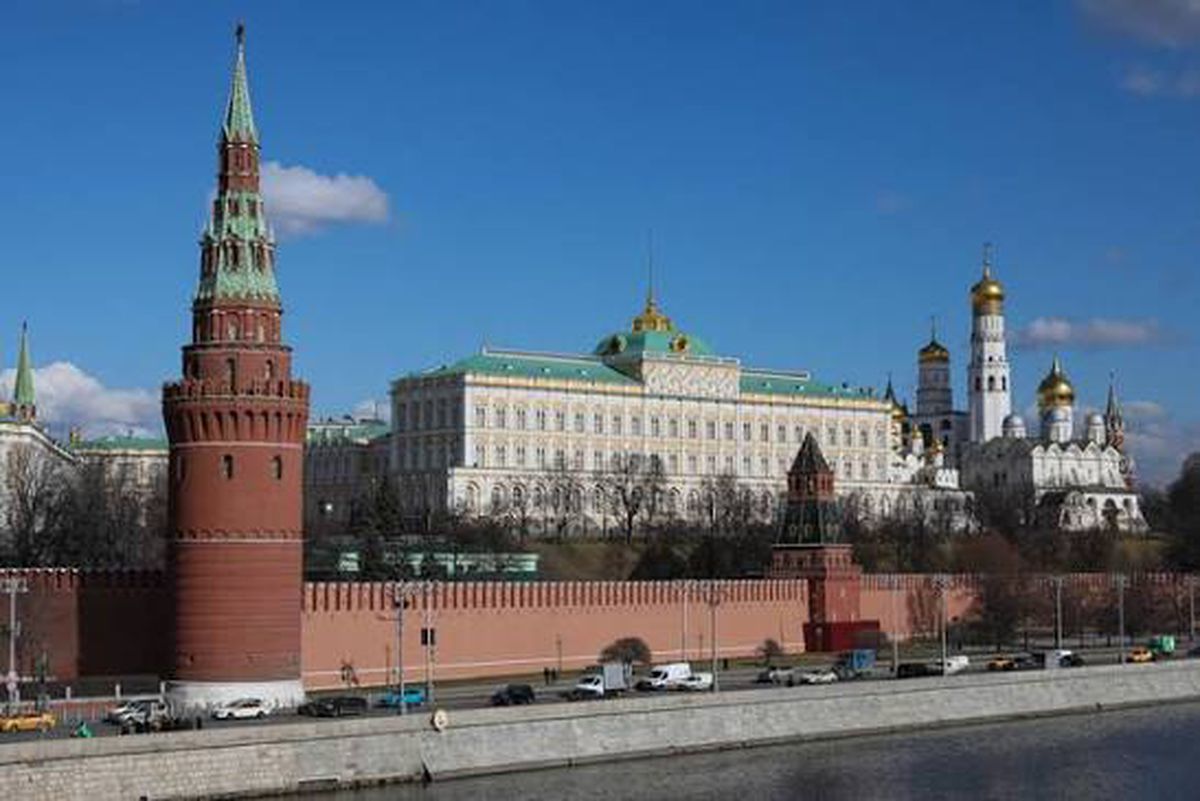 kremlin-ingiltere-ukrayna-krizinin-baris-sure-20172122_amp