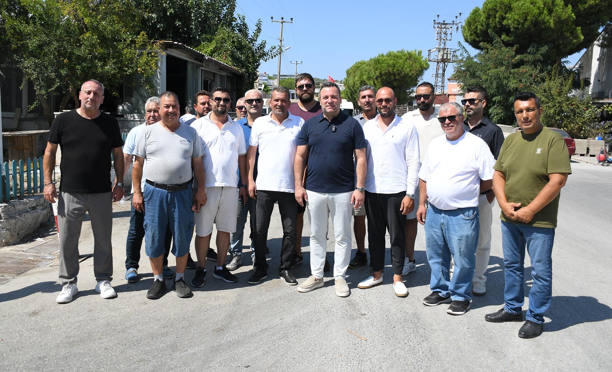 KUŞADASI'NDA SANAYİ ESNAFININ TALEPLERİ MASAYA YATIRILDI