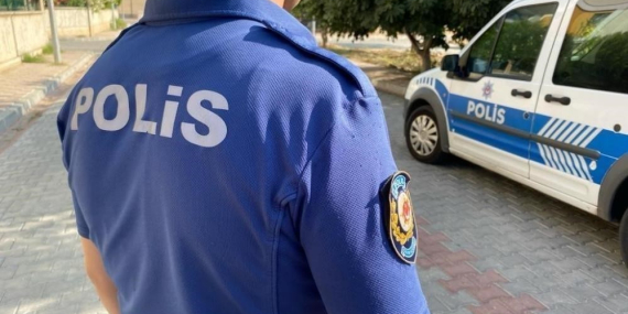 Altınlarını “koruma altına alacağız” diyerek dolandırdılar..