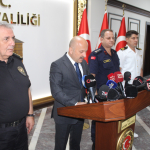 AYDIN'DA BİR AYDA 971 ARANAN ŞAHIS YAKALANDI