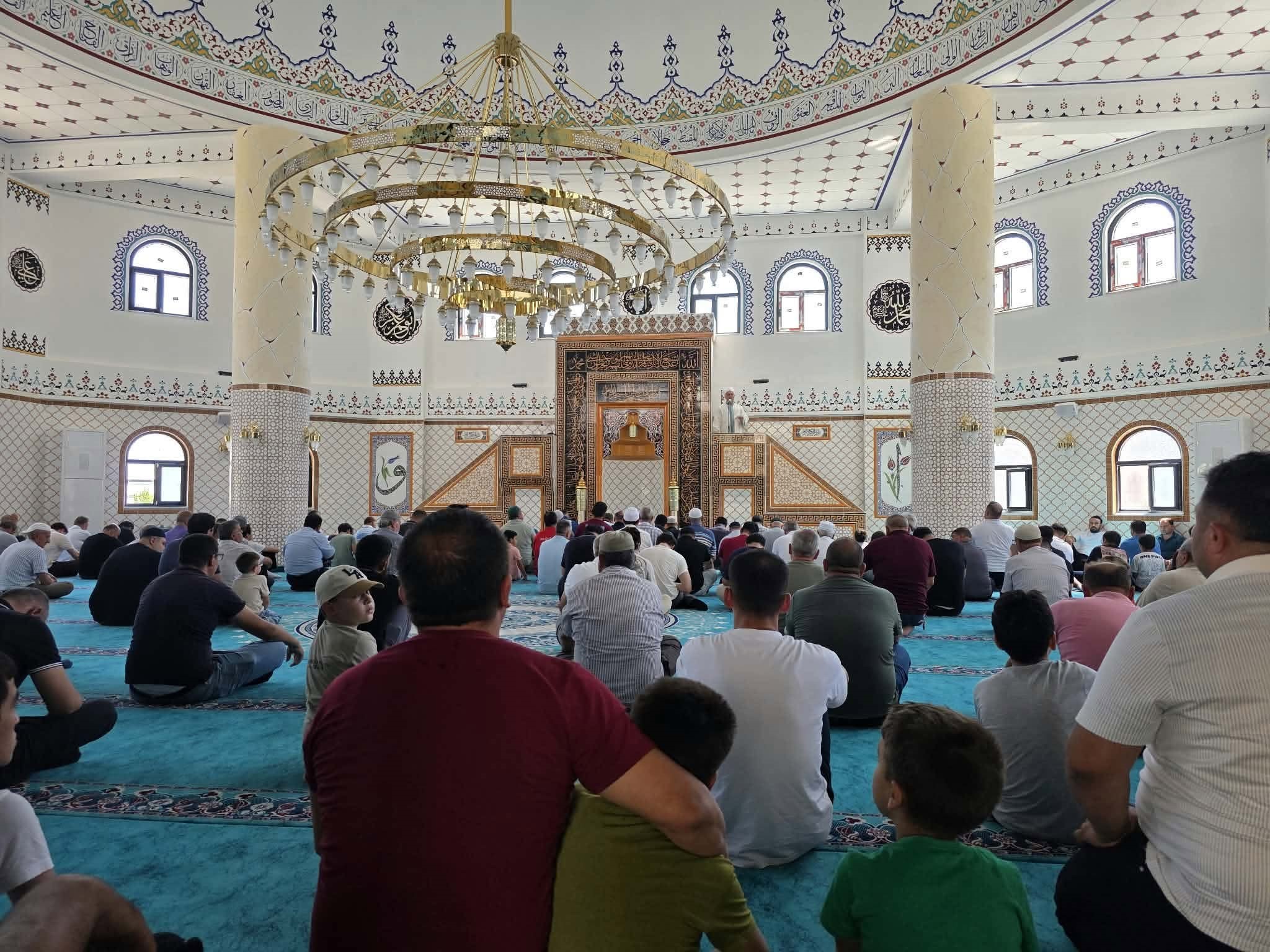 KÖŞK BİLAL-İ HABEŞİ CAMİİ İBADETE AÇILDI