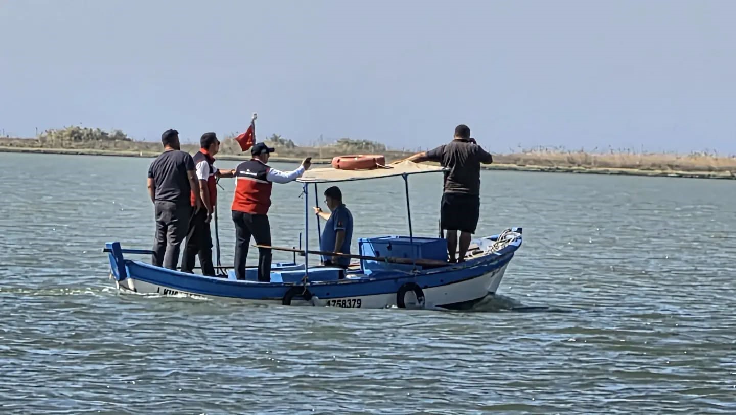 KARİNA DALYANI'NDA SU ÜRÜNLERİ DENETİMİ YAPILDI