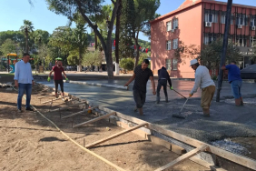 YENİPAZAR'DA SPOR ALANI VE CADDE ÇALIŞMALARI SÜRÜYOR