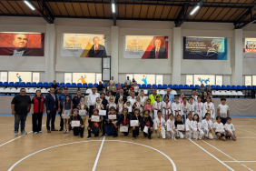 SULTANHİSAR'DA GSB SPOR OKULLARI VE YAZ KULÜBÜ KAPANIŞ ŞENLİĞİ DÜZENLENDİ