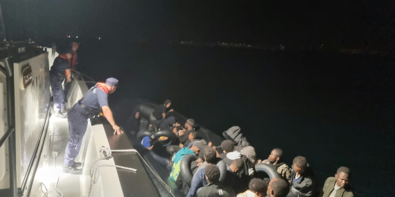 Didim’de 32 düzensiz göçmen yakalandı..