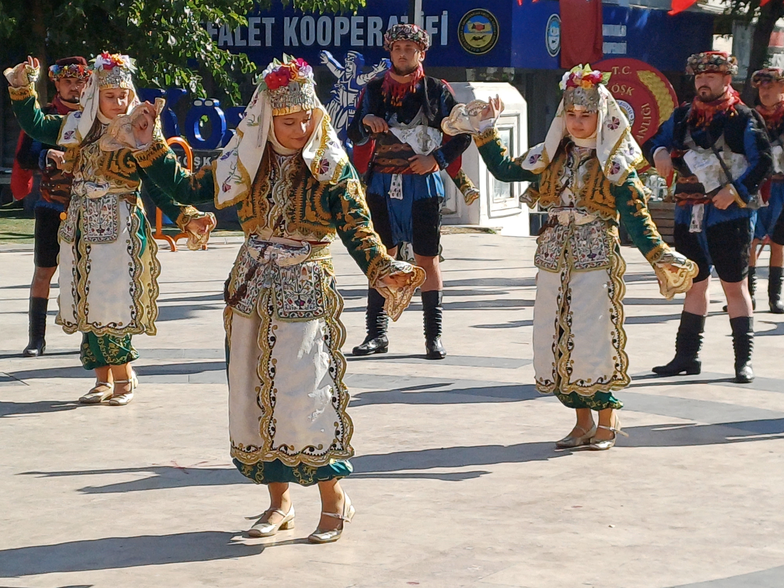 KÖŞK'ÜN DÜŞMAN İŞGALİNDEN KURTULUŞUNUN 104. YILDÖNÜMÜ COŞKUYLA KUTLANDI