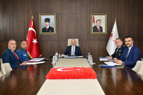 AYDIN'DA ÜNİVERSİTE VE YURTLARDA GÜVENLİK KONUSU GÖRÜŞÜLDÜ