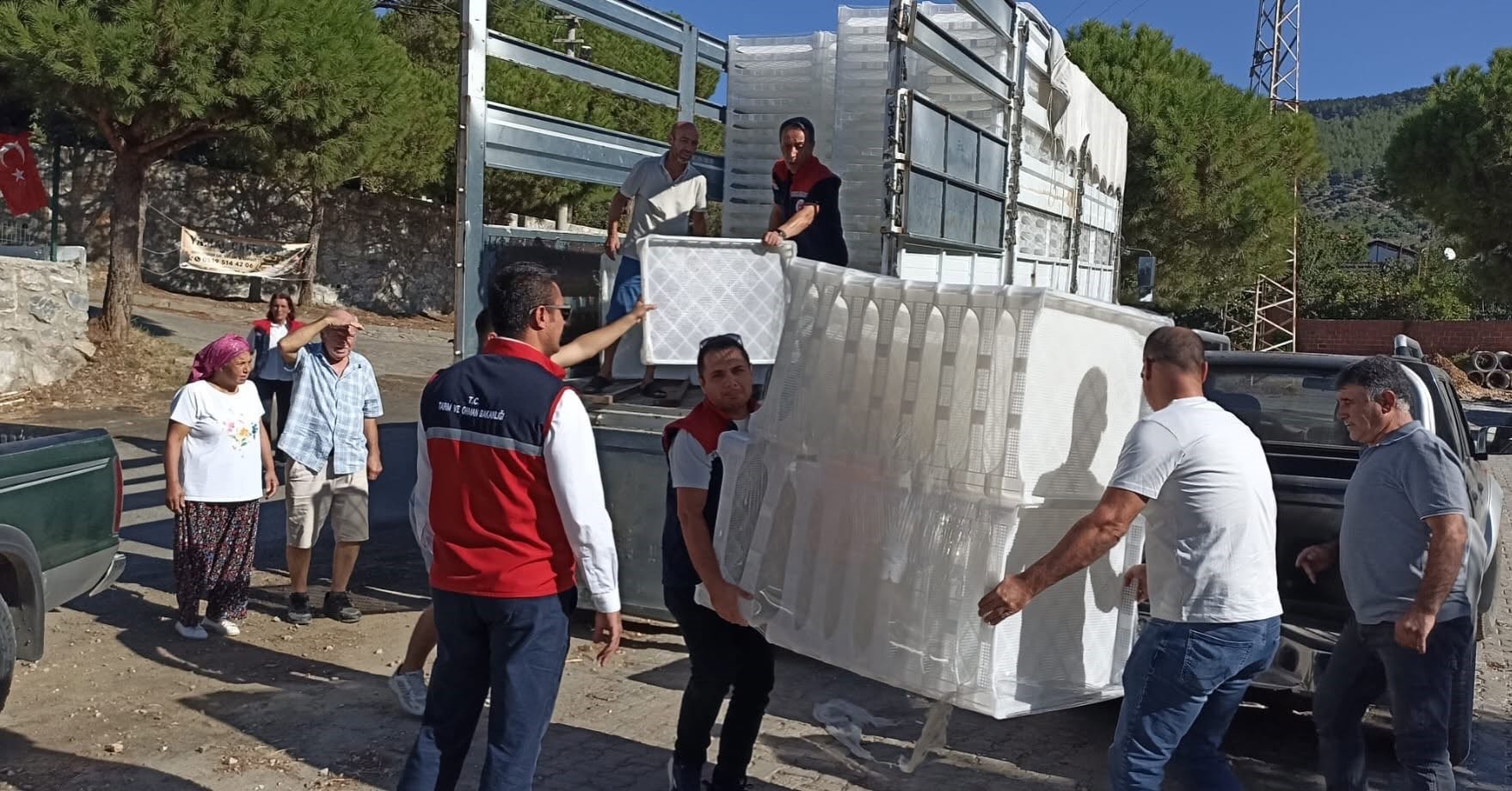 SÖKE'DE İNCİR ÜRETİCİLERİNE YÜZDE 50 HİBELİ KEREVET DESTEĞİ