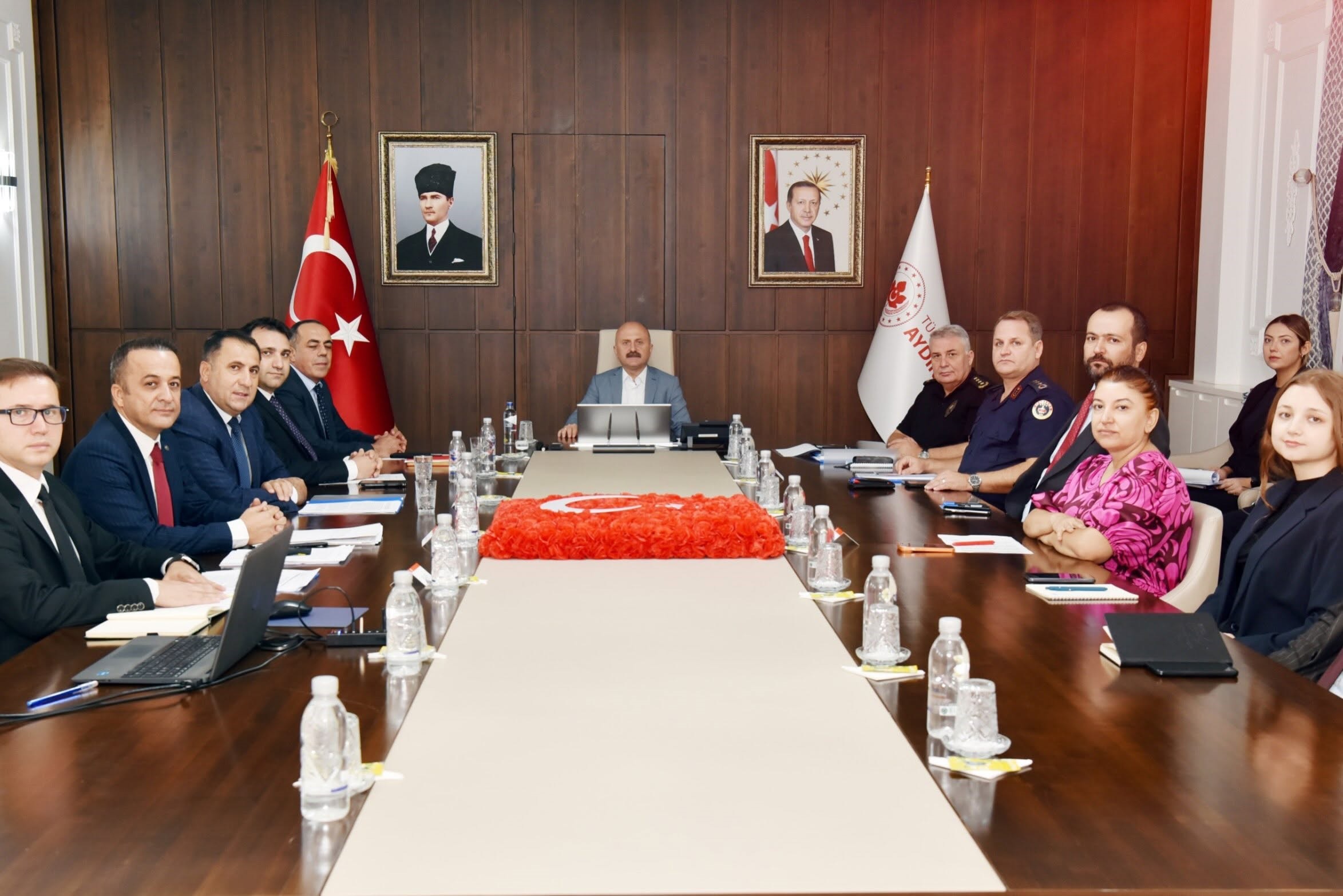 AYDIN'DA YENİ EĞİTİM YILI ÖNCESİ GÜVENLİK TOPLANTISI