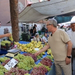 BAŞKAN TETİK, PAZARCI ESNAFI VE VATANDAŞLARLA BULUŞTU