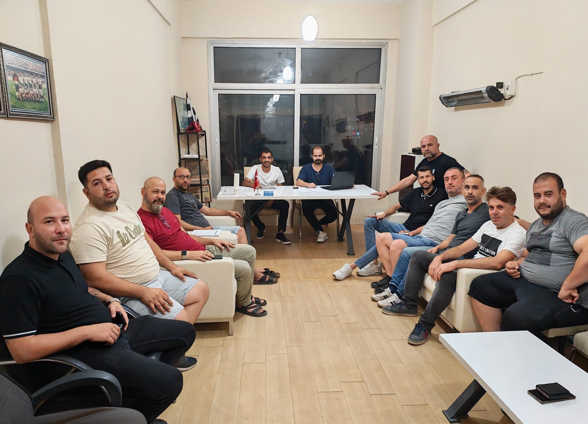 AYDINSPOR'DA BAŞKANLIK BAŞVURULARI DEĞERLENDİRİLDİ