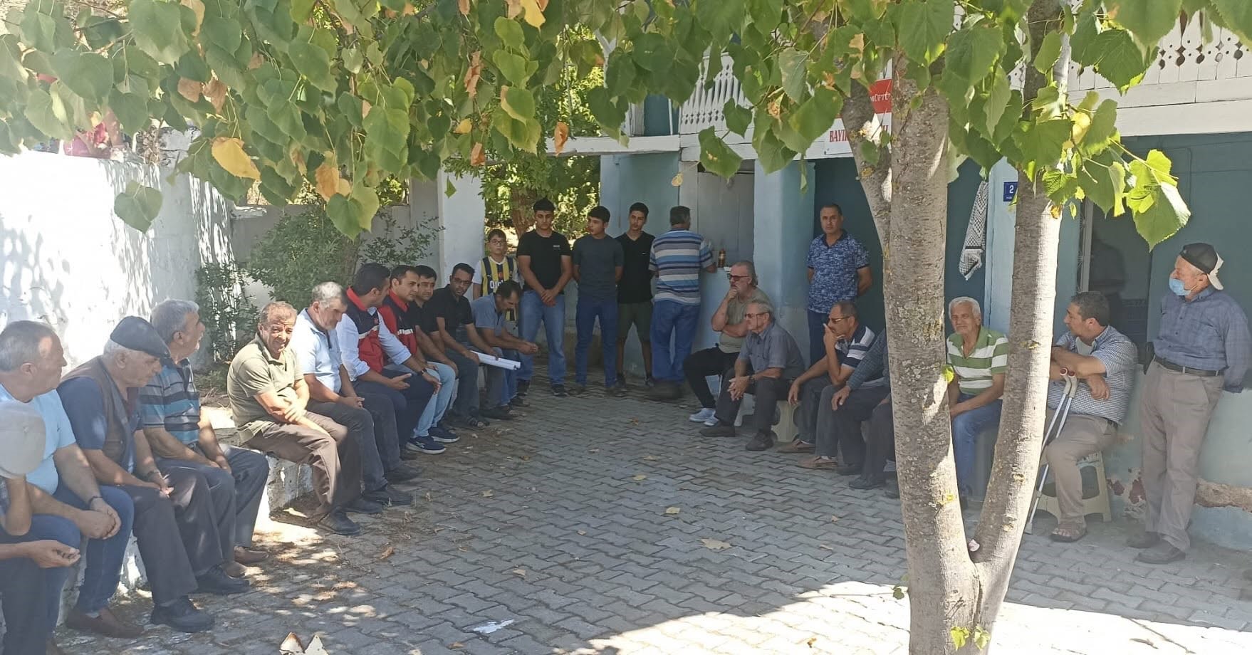 SÖKE'DE ÜRETİCİLERİN SORUNLARI SAHADA ELE ALINDI