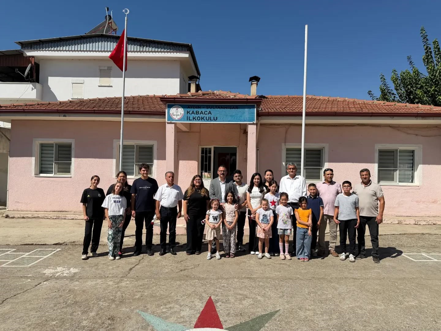 SULTANHİSAR'IN BAŞARILI ÖĞRENCİLERİNE ANLAMLI BULUŞMA