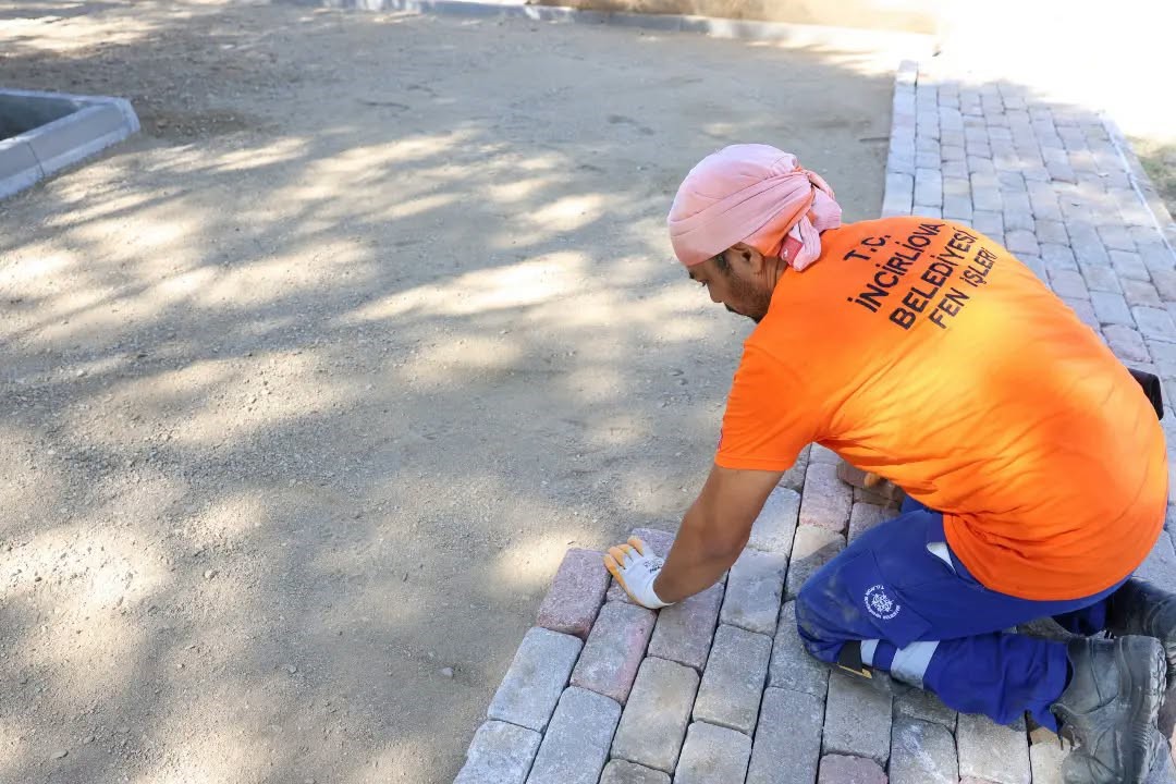 İNCİRLİOVA'DA ÖĞRENCİLER İÇİN OKUL BAHÇELERİNDE DÜZENLEME