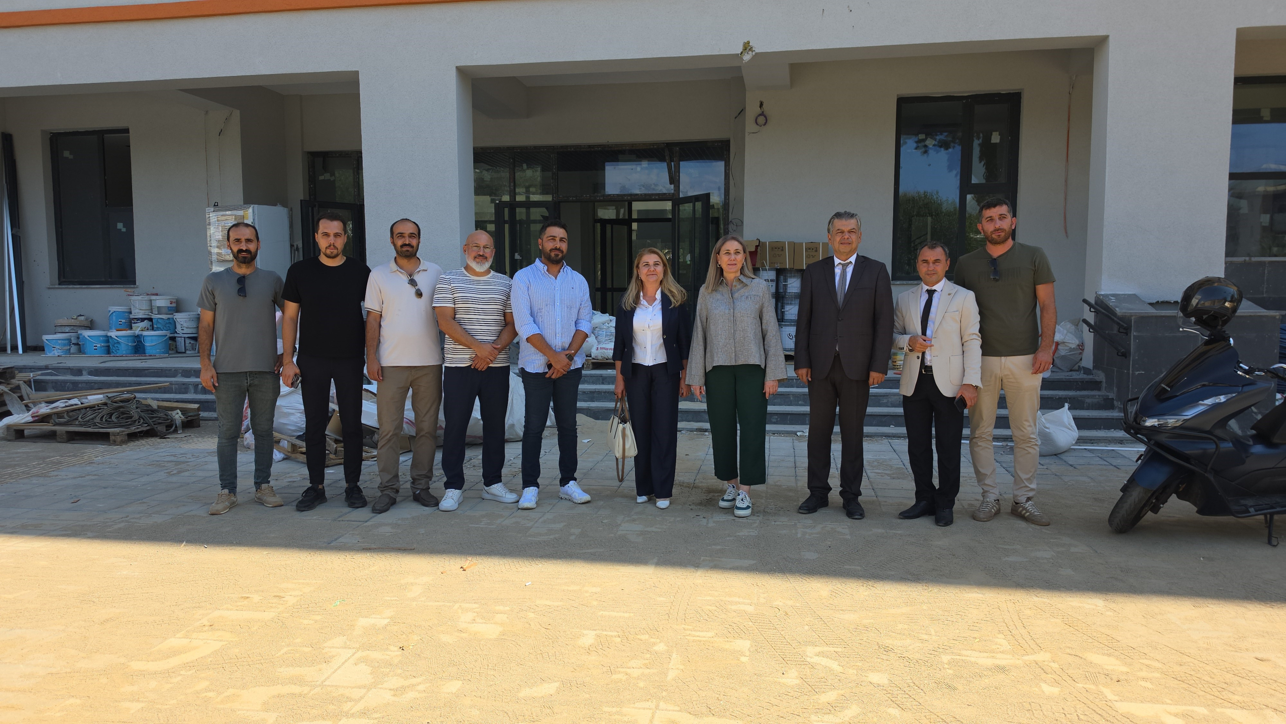 NAZİLLİ'NİN İLK TEKNOLOJİK OKULU AÇILIŞ İÇİN GÜN SAYIYOR