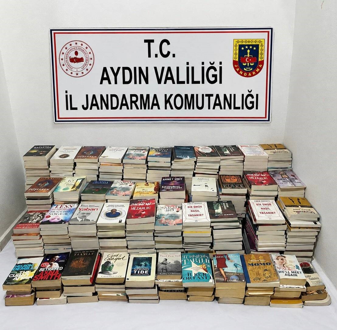 GÜZELÇAMLI'DA 658 ADET BANDROLSÜZ KİTAP ELE GEÇİRİLDİ