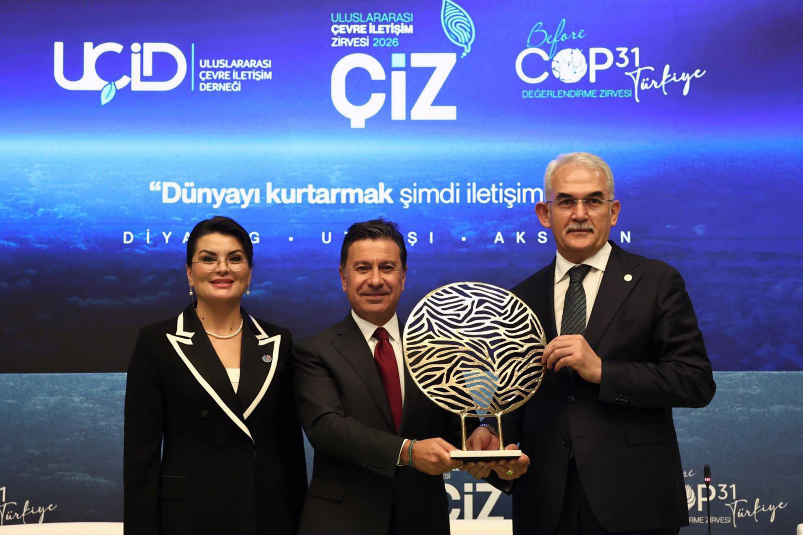 BAŞKAN ARAS COP31 ÖNCESİ 'TÜRKİYE DİYALOGLARI ZİRVESİ'NE KATILDI