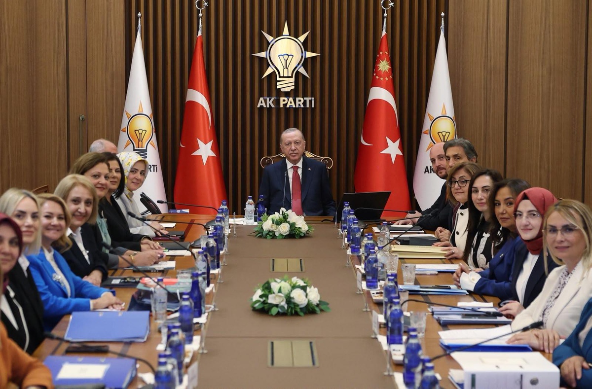 telefonlarini-kapatti-ardindan-bu-kare-geldi_89b549fdb4_amp
